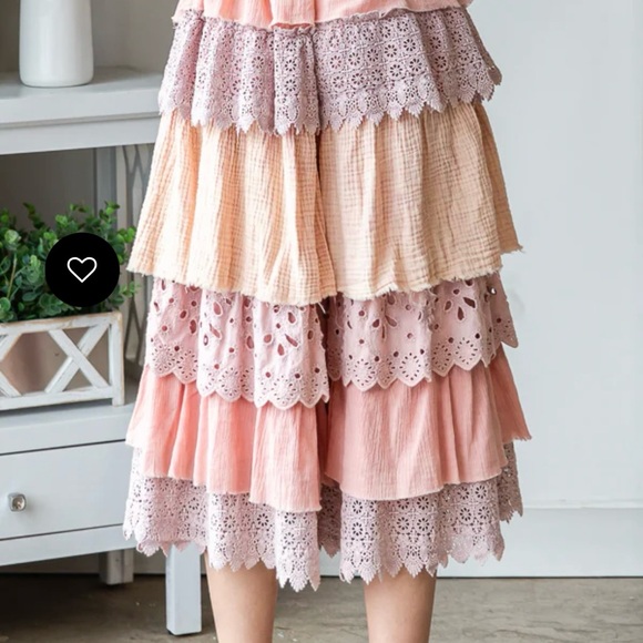 Colorful Layered Ruffle Pants - Picture 5 of 6